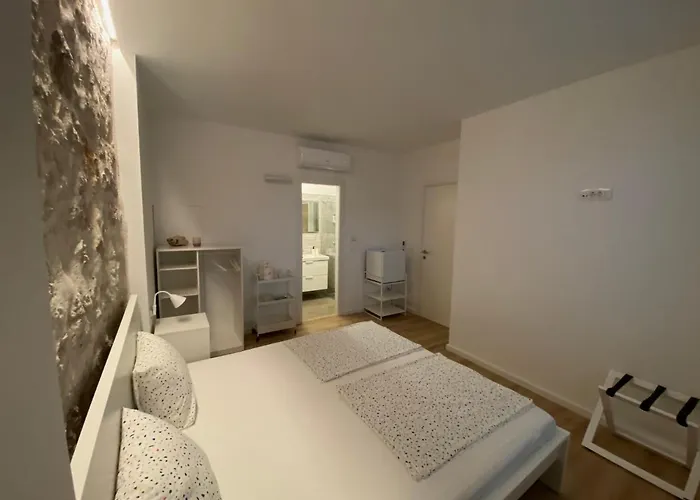 Sobe “zavjetrina” *