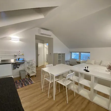 Sobe “zavjetrina” * Murter