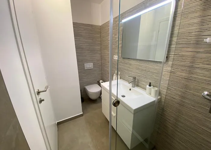 Sobe “zavjetrina” Murter