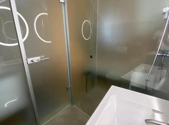 Sobe “zavjetrina” Homestay szállás *